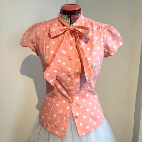 Magnolia Park Tops - White and Pink short sleeve shirt